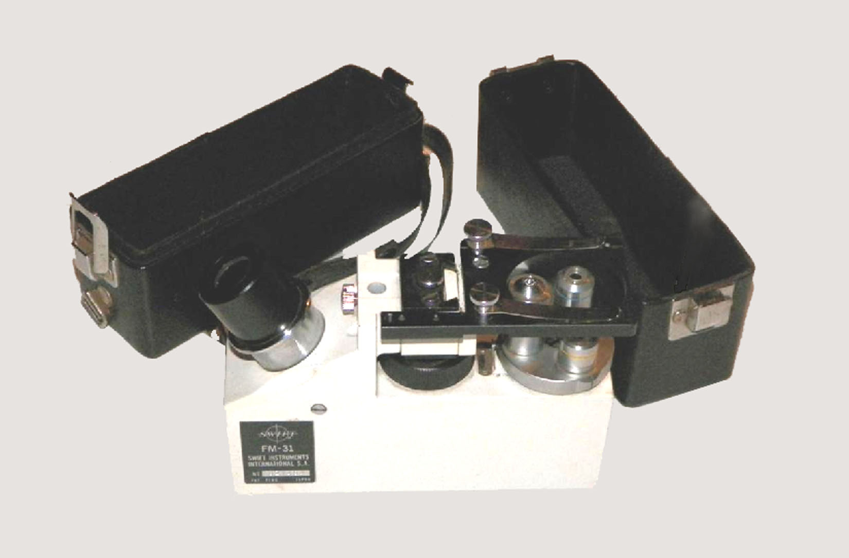 FM-31 Microscope Case