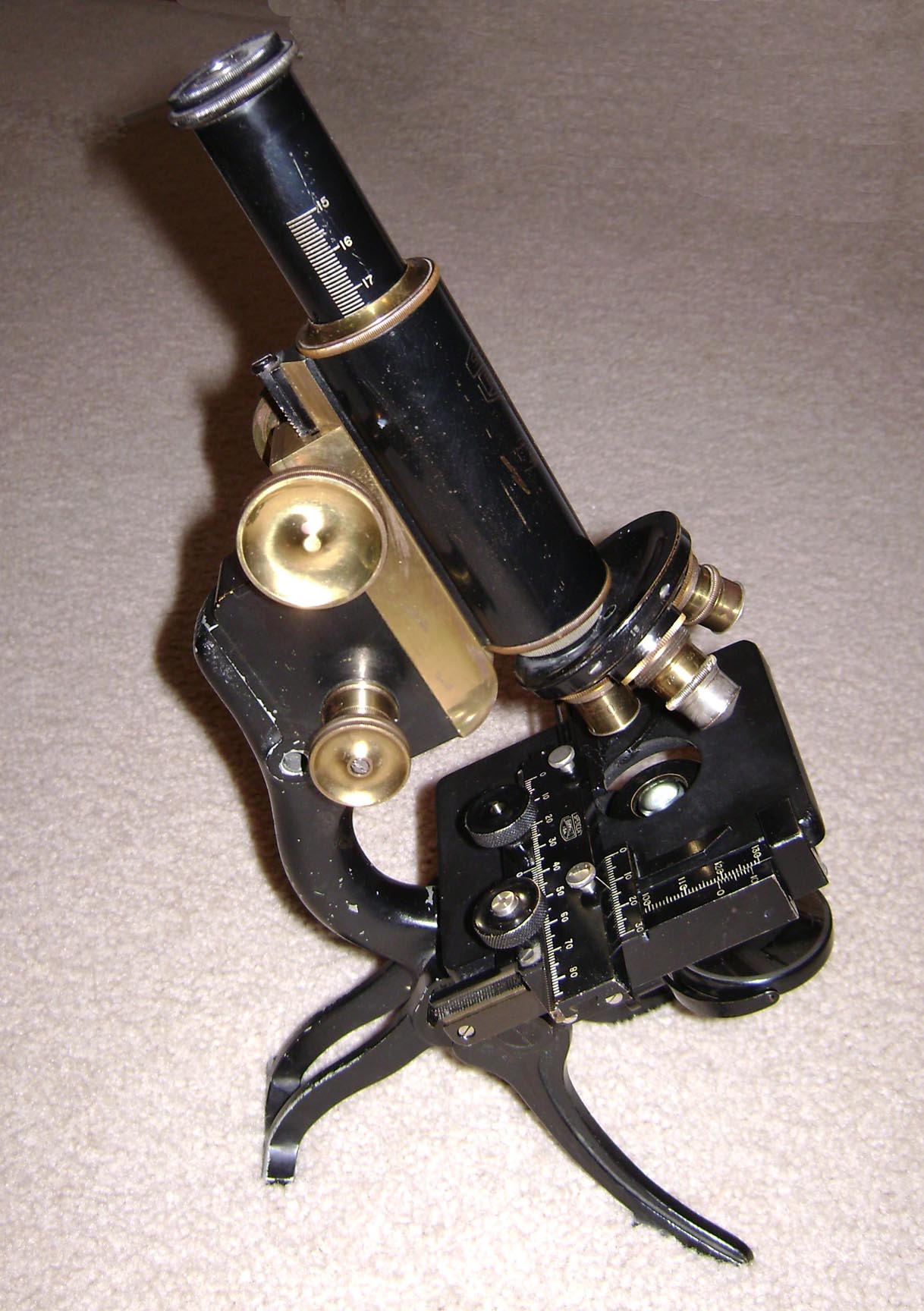 60H microscope
