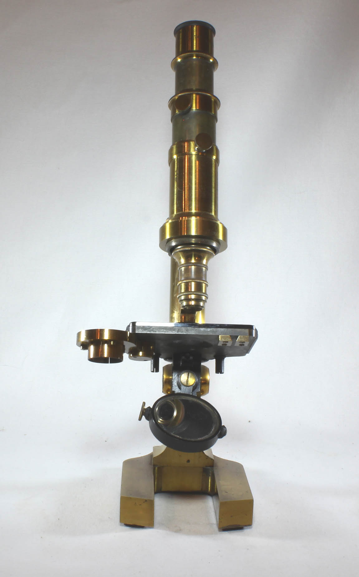 Verick Microscope Front