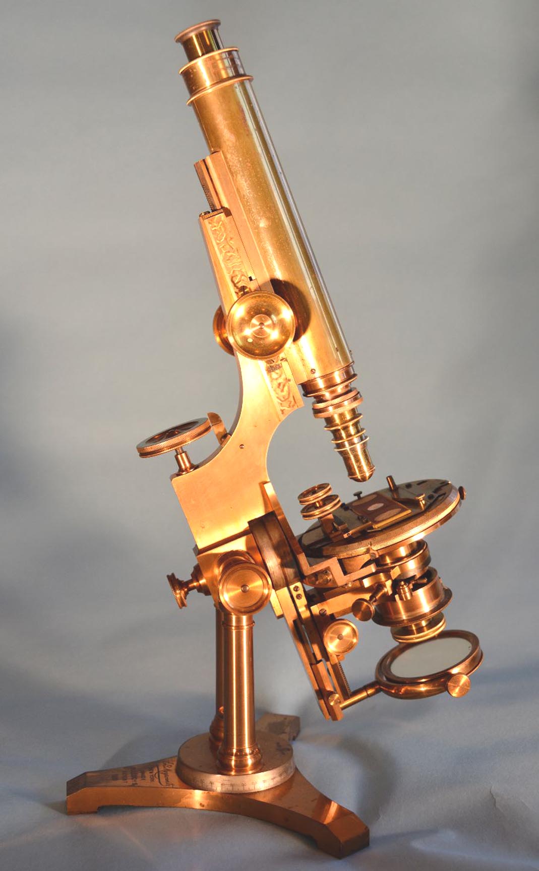 Bulloch Histological Microscope number 104