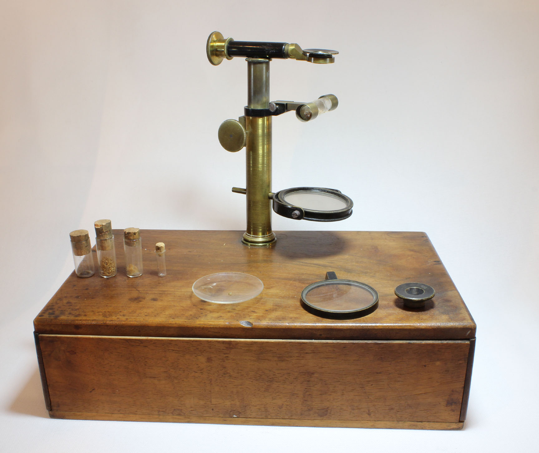 Picart Microscope right side