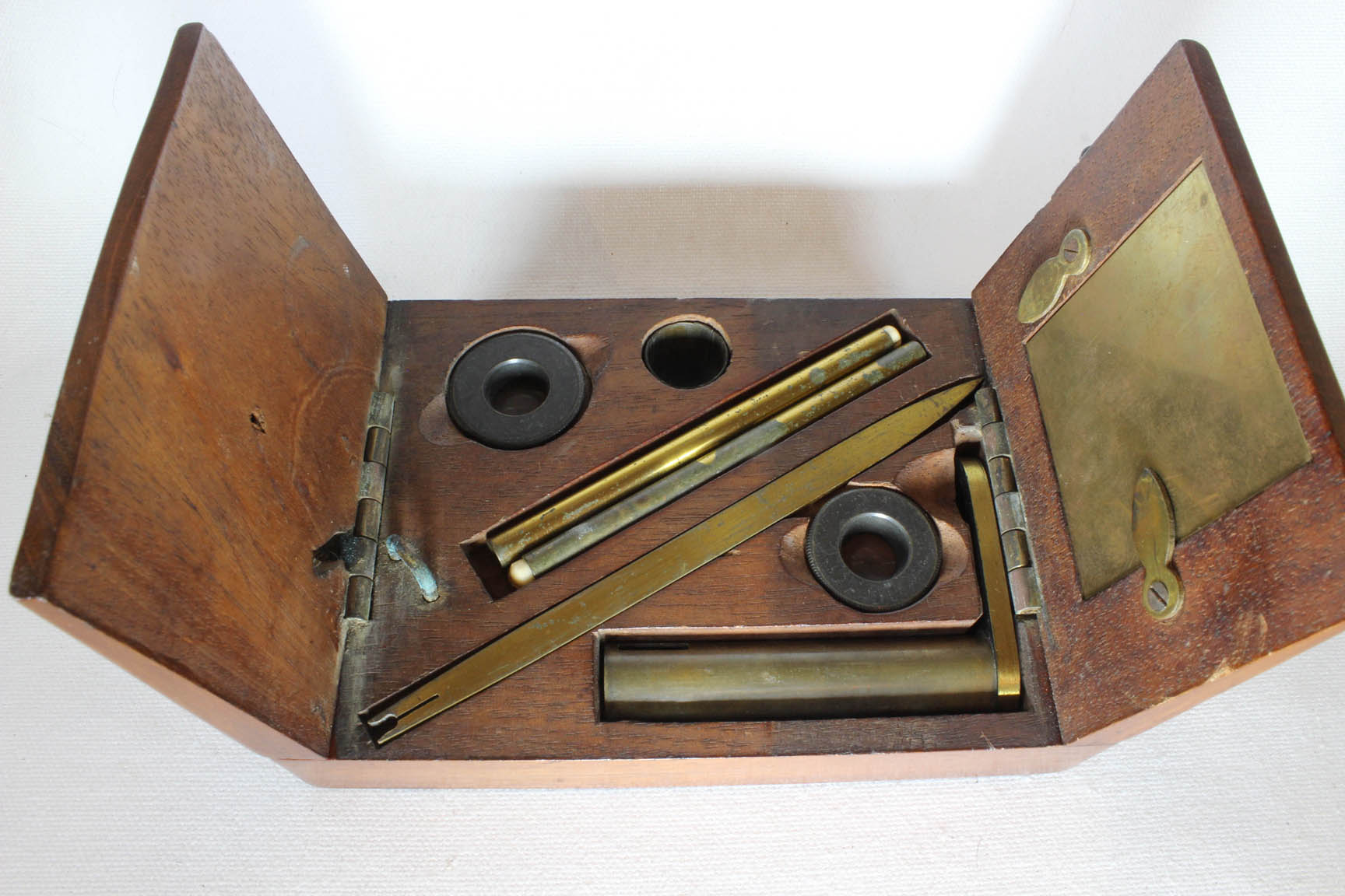 Queckett Dissecting   Microscope, Early form