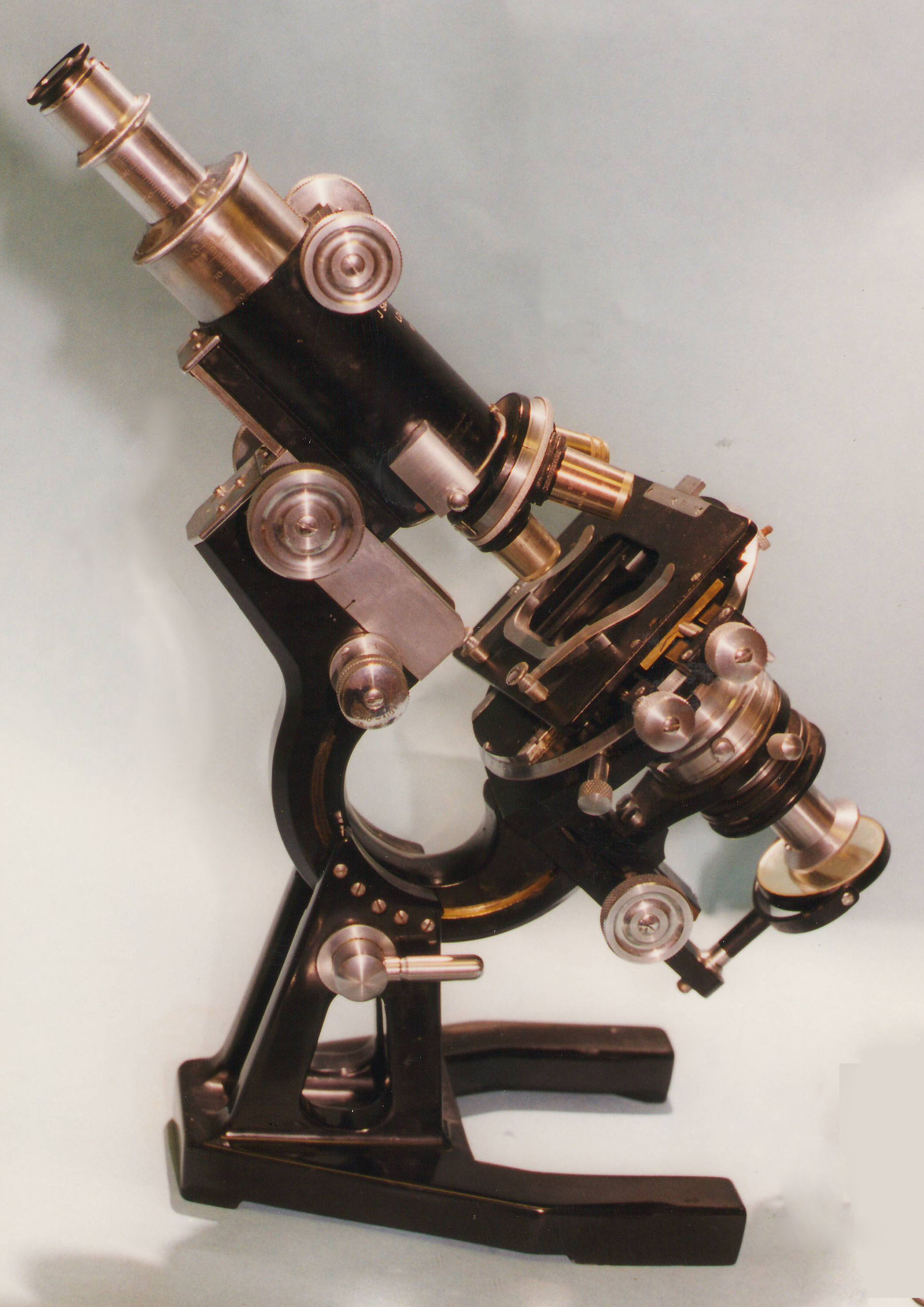 Swift Wales Microscope