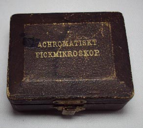 Taschenmicroscope outside label