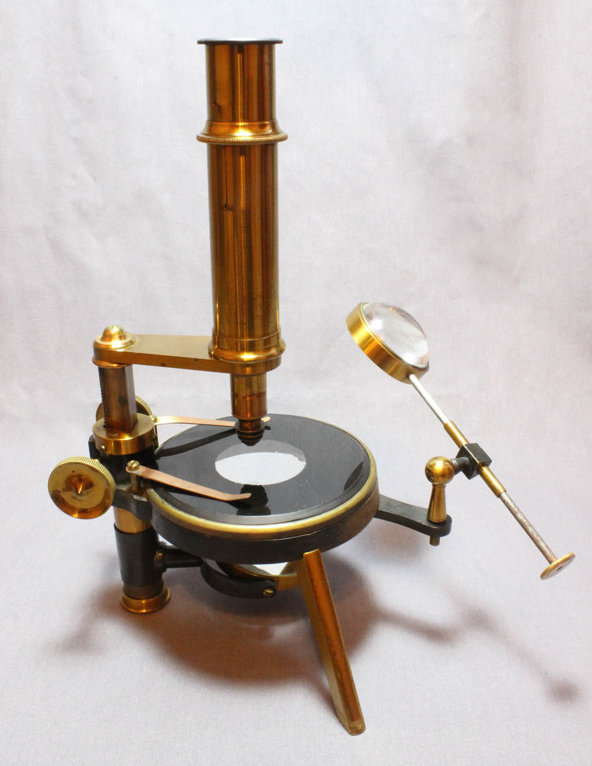 Huxley microscope