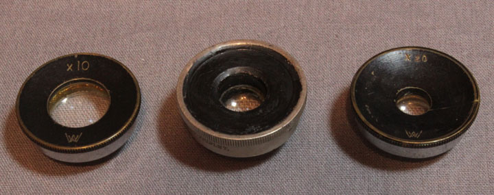 W Dissecting microscope