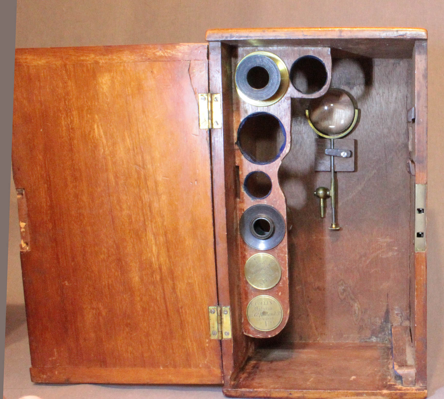Microscope
