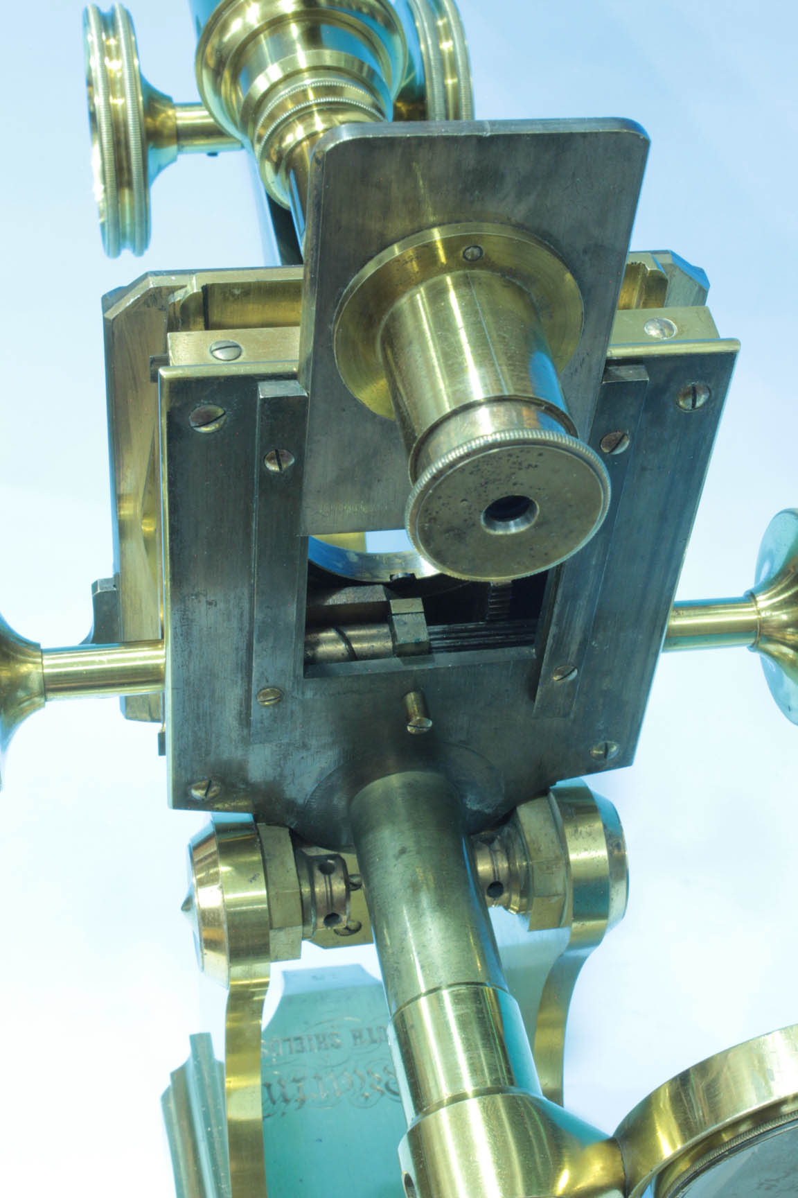 Large Pillischer microscope